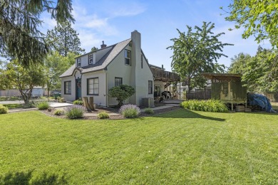 This beautifully updated Craftsman-style home is a true gem on Harbor Links Golf Course in Oregon - for sale on GolfHomes.com, golf home, golf lot