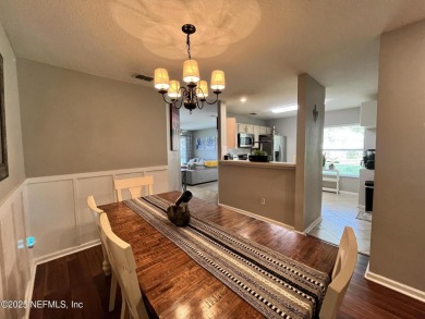 Here is your opportunity to own an end unit one-level townhome on Golf Club At Fleming Island in Florida - for sale on GolfHomes.com, golf home, golf lot