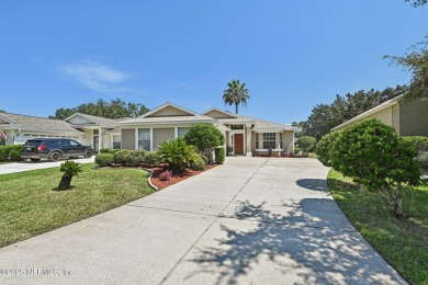 Welcome to this beautifully refreshed 3 bedroom, 2 bath home in on Golf Club At Fleming Island in Florida - for sale on GolfHomes.com, golf home, golf lot