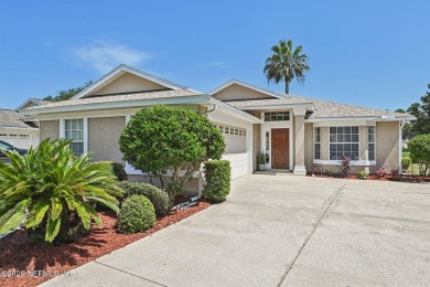 Welcome to this beautifully refreshed 3 bedroom, 2 bath home in on Golf Club At Fleming Island in Florida - for sale on GolfHomes.com, golf home, golf lot