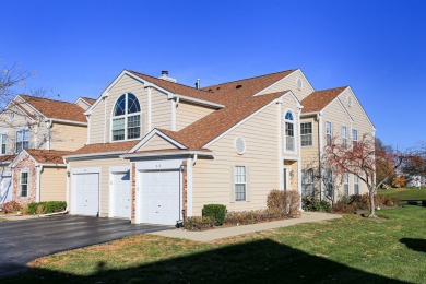 Check Out This Amazing 2BR/1BA First Floor Ranch End Unit on Streamwood Oaks Golf Club in Illinois - for sale on GolfHomes.com, golf home, golf lot