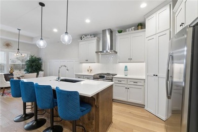 Lakewood Living Made Easy - 3-Year-Young Maintenance-Provided on Lakewood Oaks Golf Club, Ltd. in Missouri - for sale on GolfHomes.com, golf home, golf lot