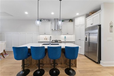 Lakewood Living Made Easy - 3-Year-Young Maintenance-Provided on Lakewood Oaks Golf Club, Ltd. in Missouri - for sale on GolfHomes.com, golf home, golf lot