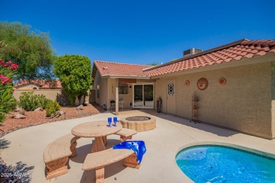 Charming 1,426 sqft home with dual master suites, nestled on The Lakes at Ahwatukee in Arizona - for sale on GolfHomes.com, golf home, golf lot