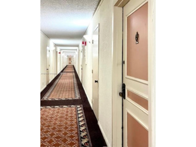 INVESTORS ALERT! !PRICE TO SELL - MOTIVATED SELLER! This 2/2 on The Diplomat Golf Resort and Spa in Florida - for sale on GolfHomes.com, golf home, golf lot