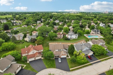 Imagine coming home to a place that not only looks beautiful on Heather Ridge Golf Club in Illinois - for sale on GolfHomes.com, golf home, golf lot