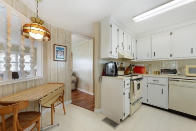 This 1982 manufactured home has 2 bedrooms, 2 bathrooms and is on Maple Leaf Golf and Country Club in Florida - for sale on GolfHomes.com, golf home, golf lot
