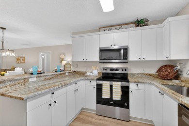 Charming Completely remodeled home in The Village of Summerhill on Glenview Championship Golf and Country Club in Florida - for sale on GolfHomes.com, golf home, golf lot