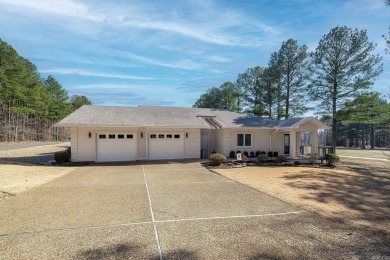 One of a kind townhome located on Isabella Nina 4.   From the on Isabella Golf Course  in Arkansas - for sale on GolfHomes.com, golf home, golf lot