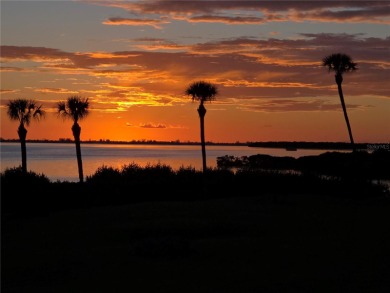 3/2 First Floor Condo Located on Sarasota Bay 
Priced to Sell on IMG Academies Golf and Country Club in Florida - for sale on GolfHomes.com, golf home, golf lot