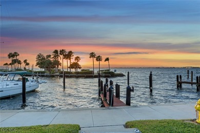 Unbeatable Price, Endless Potential, Million-Dollar Views!!! on The Landings Yacht, Golf and Tennis Club in Florida - for sale on GolfHomes.com, golf home, golf lot