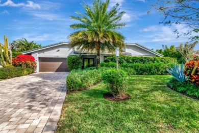 MOTIVATED SELLER! BRING ALL OFFERS! Discover this exceptional on Hamlet Country Club in Florida - for sale on GolfHomes.com, golf home, golf lot