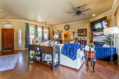 Gorgeous and inviting home located in golf course community!!! on Pheasant Run in Oklahoma - for sale on GolfHomes.com, golf home, golf lot