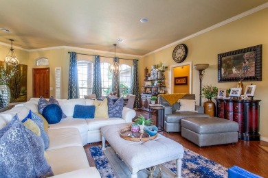 Gorgeous and inviting home located in golf course community!!! on Pheasant Run in Oklahoma - for sale on GolfHomes.com, golf home, golf lot