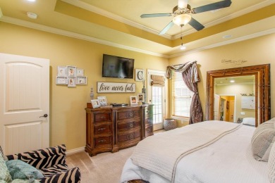 Gorgeous and inviting home located in golf course community!!! on Pheasant Run in Oklahoma - for sale on GolfHomes.com, golf home, golf lot