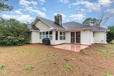 Make this cute 2 bedroom, 2 bath home yours.  Located in on Myrtle Beach National Golf Course in South Carolina - for sale on GolfHomes.com, golf home, golf lot