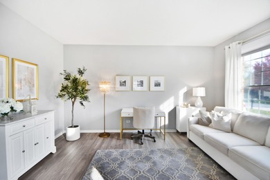 An elegantly updated two-story residence in the prestigious on Hawthorn Woods Country Club in Illinois - for sale on GolfHomes.com, golf home, golf lot