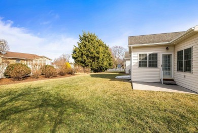 This well-maintained, duplex offers one-level living in an on Shenvalee Golf Club in Virginia - for sale on GolfHomes.com, golf home, golf lot