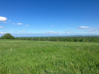 218 acre development lot with aprox 1100 ft of road frontage and on Alburg Golf Links in Vermont - for sale on GolfHomes.com, golf home, golf lot