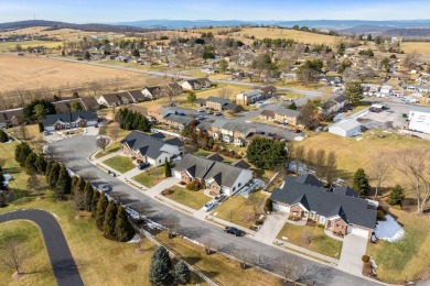 This well-maintained, duplex offers one-level living in an on Shenvalee Golf Club in Virginia - for sale on GolfHomes.com, golf home, golf lot