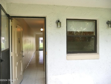 This charming 2-bedroom, 2-bathroom apartment offers a fantastic on Daytona Beach Golf Club in Florida - for sale on GolfHomes.com, golf home, golf lot