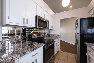 Welcome to Round River!  This one-level, 2-bedroom / 2 bathroom on Rebsamen Park Golf Course in Arkansas - for sale on GolfHomes.com, golf home, golf lot