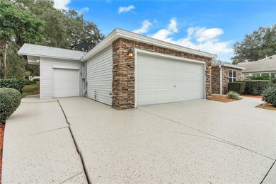 Welcome to this BOND PAID, beautifully updated and freshly on El Diablo Executive Golf Course in Florida - for sale on GolfHomes.com, golf home, golf lot