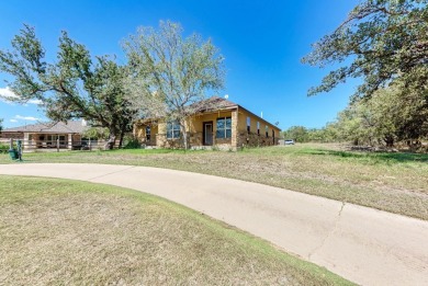 Spacious 3-bedroom, 2-bath home with a 2-car garage, perfectly on Packsaddle Country Club in Texas - for sale on GolfHomes.com, golf home, golf lot