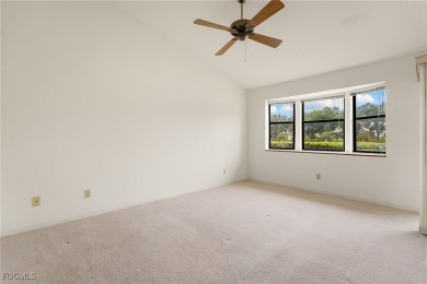 Welcome home to this beautiful 2 bedroom, 2 bath Villa in the on Cross Creek Country Club in Florida - for sale on GolfHomes.com, golf home, golf lot