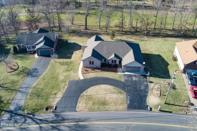 This ALL Brick home is on the Golf Course in Deer Creek and on Deer Creek Golf Club in Tennessee - for sale on GolfHomes.com, golf home, golf lot