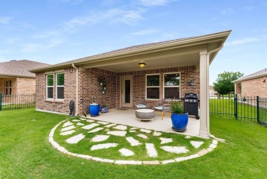 Welcome to your low-maintenance lifestyle in Frisco Lakes by Del on Frisco Lakes Golf Course in Texas - for sale on GolfHomes.com, golf home, golf lot