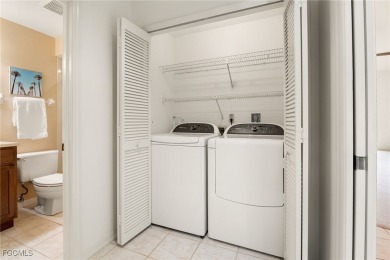 Welcome home to this beautiful 2 bedroom, 2 bath Villa in the on Cross Creek Country Club in Florida - for sale on GolfHomes.com, golf home, golf lot