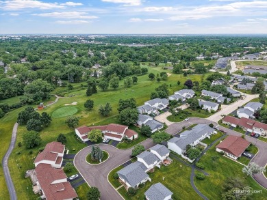 Enjoy low-maintenance living in this updated 2-bedroom ranch on Boughton Ridge Golf Course in Illinois - for sale on GolfHomes.com, golf home, golf lot