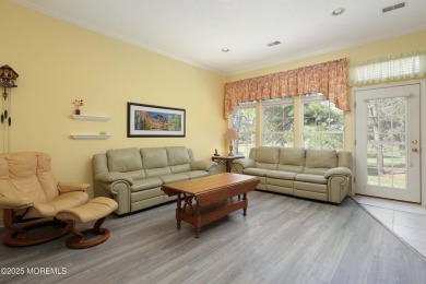 Welcome to the desirable Four Seasons! This beautifully on Four Seasons Spa and Country Club in New Jersey - for sale on GolfHomes.com, golf home, golf lot