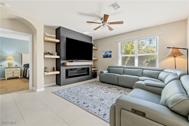 Easy living here waiting for you in this gorgeous community of on Herons Glen Golf and Country Club in Florida - for sale on GolfHomes.com, golf home, golf lot