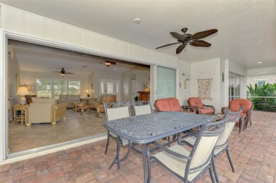 Attractive three bedroom, two bath, pool home, with golf course on Waterford Golf Club in Florida - for sale on GolfHomes.com, golf home, golf lot