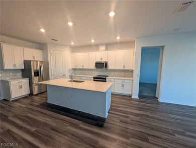 BABCOCK RANCH POOL HOME! This beautiful 4-bedroom, 3-bathroom on Babcock National Golf Course in Florida - for sale on GolfHomes.com, golf home, golf lot