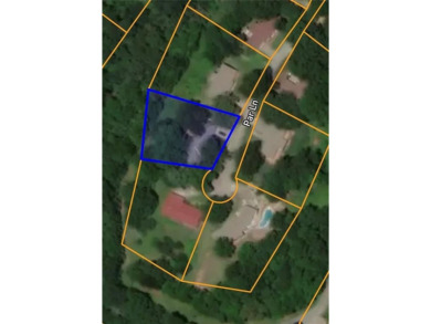 Nice two level brick home in a gorgeous area close to the lake on Prairie Creek Country Club in Arkansas - for sale on GolfHomes.com, golf home, golf lot