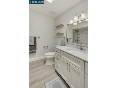 Beautifully remodeled 2 bed, 1.5 bath Golden Gate model with no on Rossmoor Golf Course in California - for sale on GolfHomes.com, golf home, golf lot