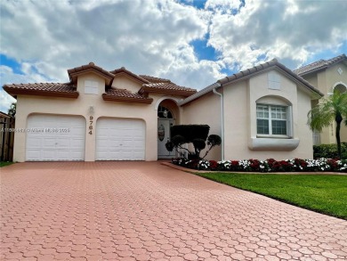 Beautiful 1-story single-family home in a gated Doral community! on Costa Greens Golf Club in Florida - for sale on GolfHomes.com, golf home, golf lot