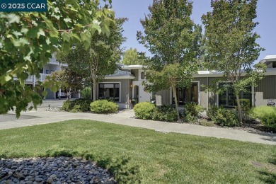 Beautifully remodeled 2 bed, 1.5 bath Golden Gate model with no on Rossmoor Golf Course in California - for sale on GolfHomes.com, golf home, golf lot