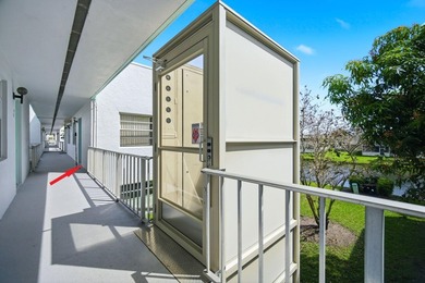 Move-in ready 2bed/2bath condo in a solid concrete building with on Kings Point Golf -Flanders Way in Florida - for sale on GolfHomes.com, golf home, golf lot