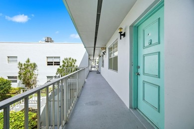 Move-in ready 2bed/2bath condo in a solid concrete building with on Kings Point Golf -Flanders Way in Florida - for sale on GolfHomes.com, golf home, golf lot