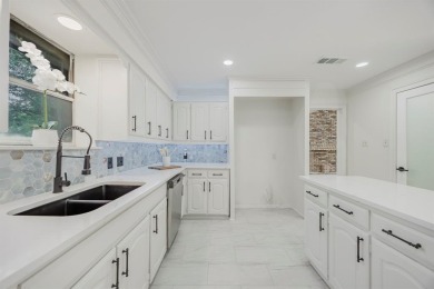 *****  ALL  OFFERS  ARE  STILL  WELCOME,  SHOWINGS  ARE  STILL on Ridglea Golf Course in Texas - for sale on GolfHomes.com, golf home, golf lot