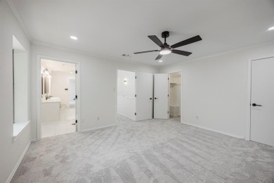 *****  ALL  OFFERS  ARE  STILL  WELCOME,  SHOWINGS  ARE  STILL on Ridglea Golf Course in Texas - for sale on GolfHomes.com, golf home, golf lot