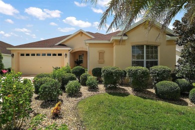 MAGNIFICENT 3/2 Camden TURNKEY with ENCLOSED UNDER-AIR LANAI and on The Links of Spruce Creek in Florida - for sale on GolfHomes.com, golf home, golf lot