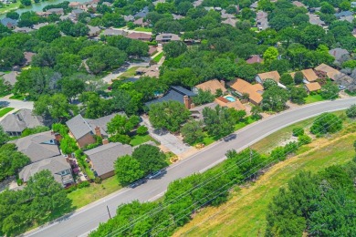*****  ALL  OFFERS  ARE  STILL  WELCOME,  SHOWINGS  ARE  STILL on Ridglea Golf Course in Texas - for sale on GolfHomes.com, golf home, golf lot