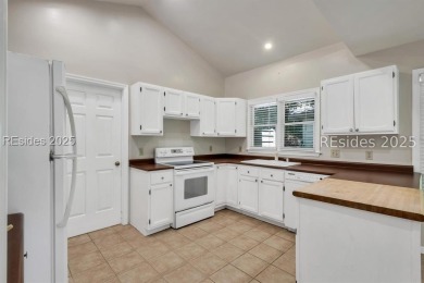 Light filled 3 Bed 3 Bath Ranch style home, that could do with on Rose Hill Golf Club in South Carolina - for sale on GolfHomes.com, golf home, golf lot