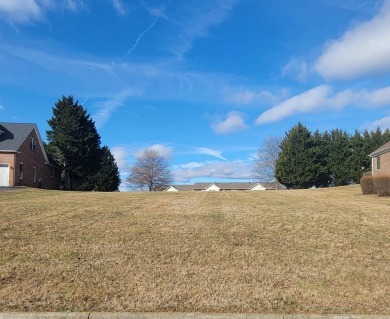 Beautiful Heron's Landing! Located in rural Radford, Heron's on Pete Dye River Course of Virginia Tech in Virginia - for sale on GolfHomes.com, golf home, golf lot