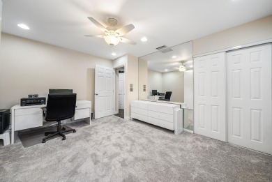 Fully furnished, first-floor, true 3-bedroom condo with on  in Florida - for sale on GolfHomes.com, golf home, golf lot